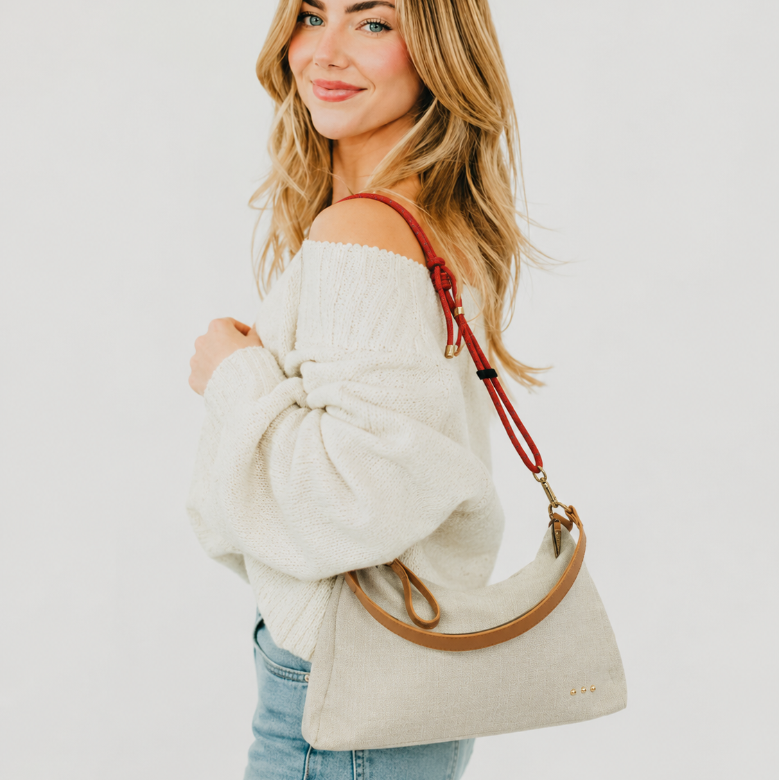 Cosette Canvas Shoulder Bag: Cream