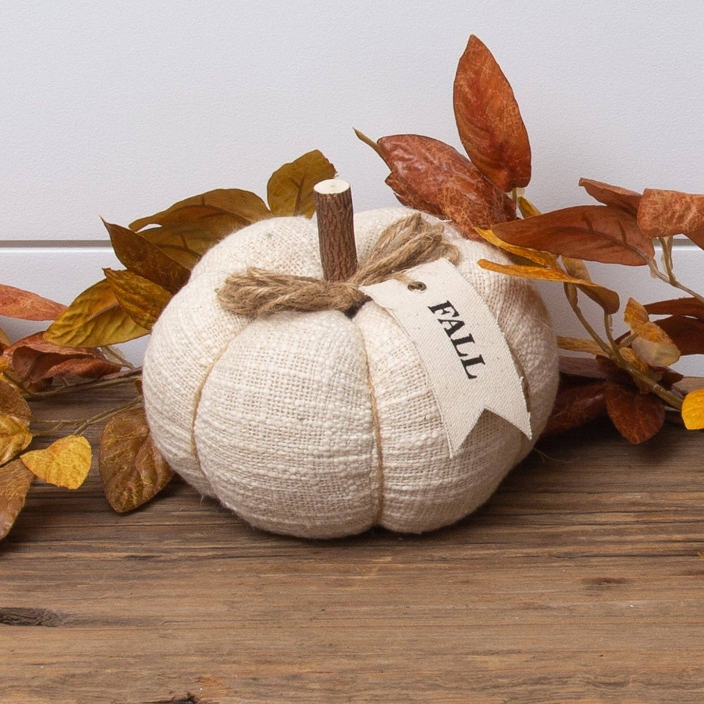 Cream Knit Pumpkin With Fabric Tag, Small