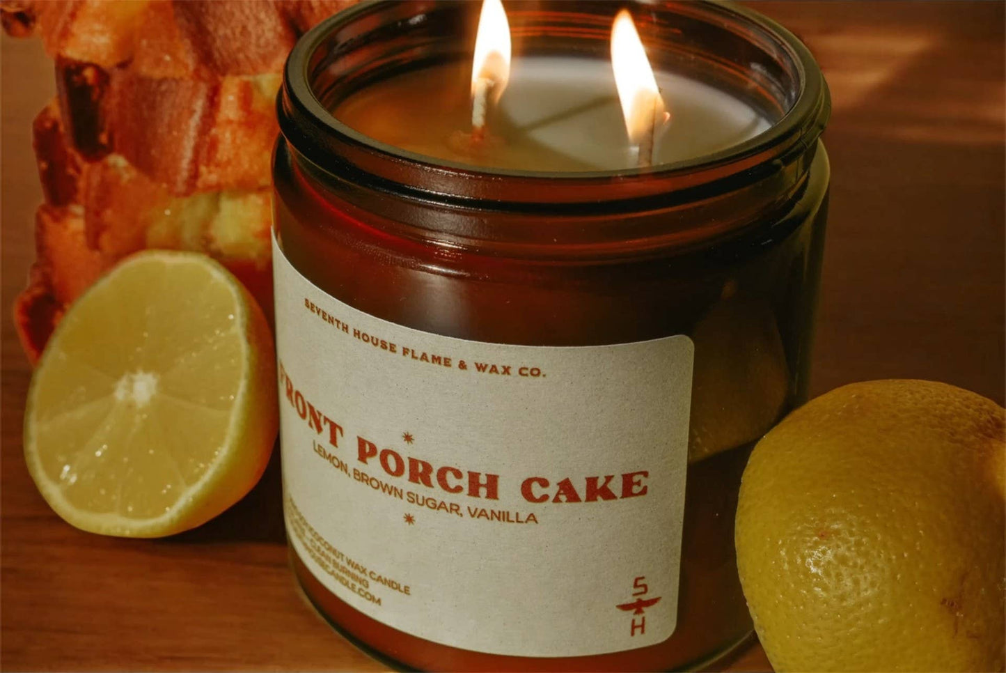 FRONT PORCH CAKE - Lemon Pound Cake Candle