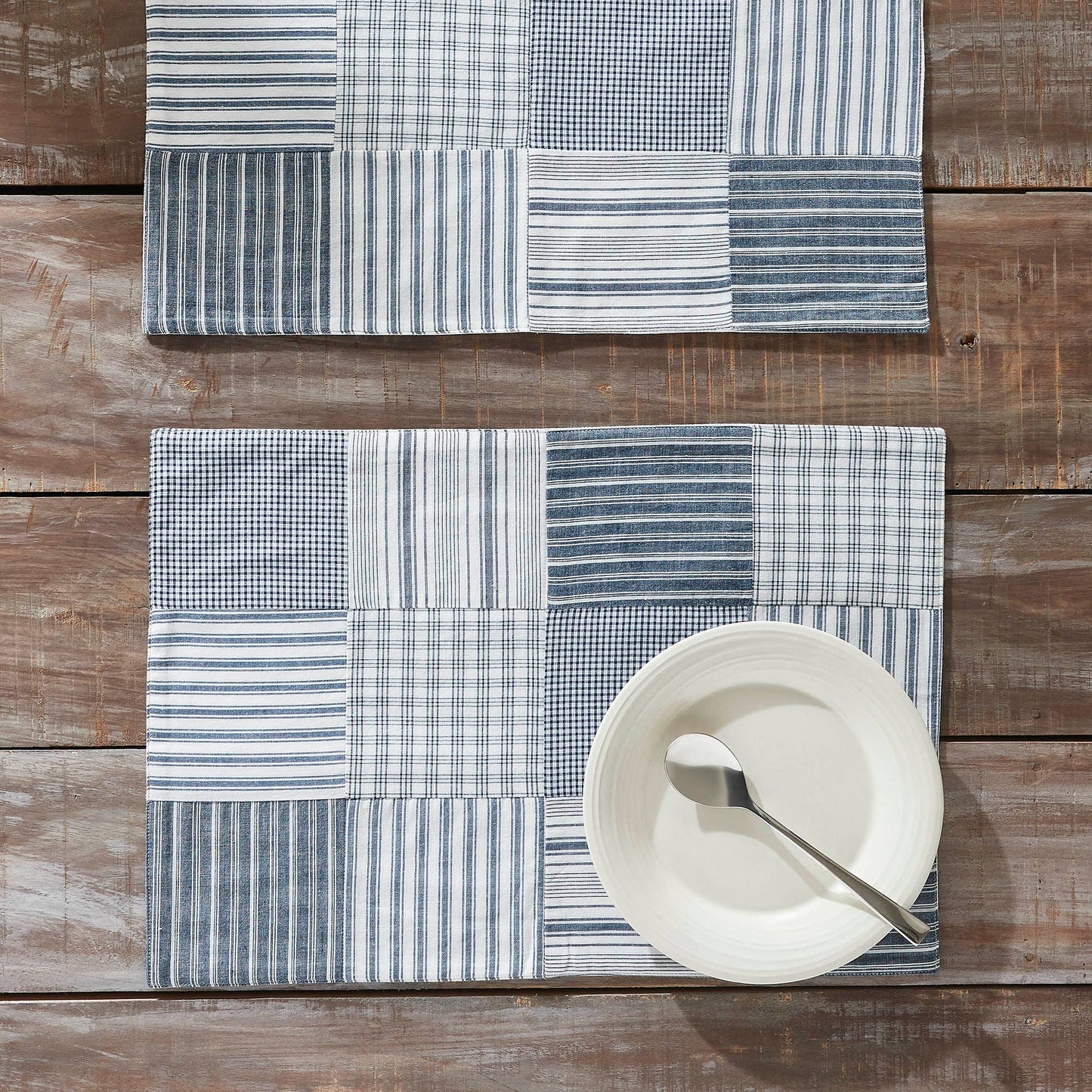 Sawyer Mill Blue Quilted Placemat 13x19