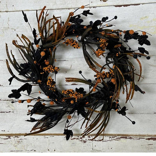Maple Leaf Wreath on Twig Base With Fronds(Touch Of Glitter)