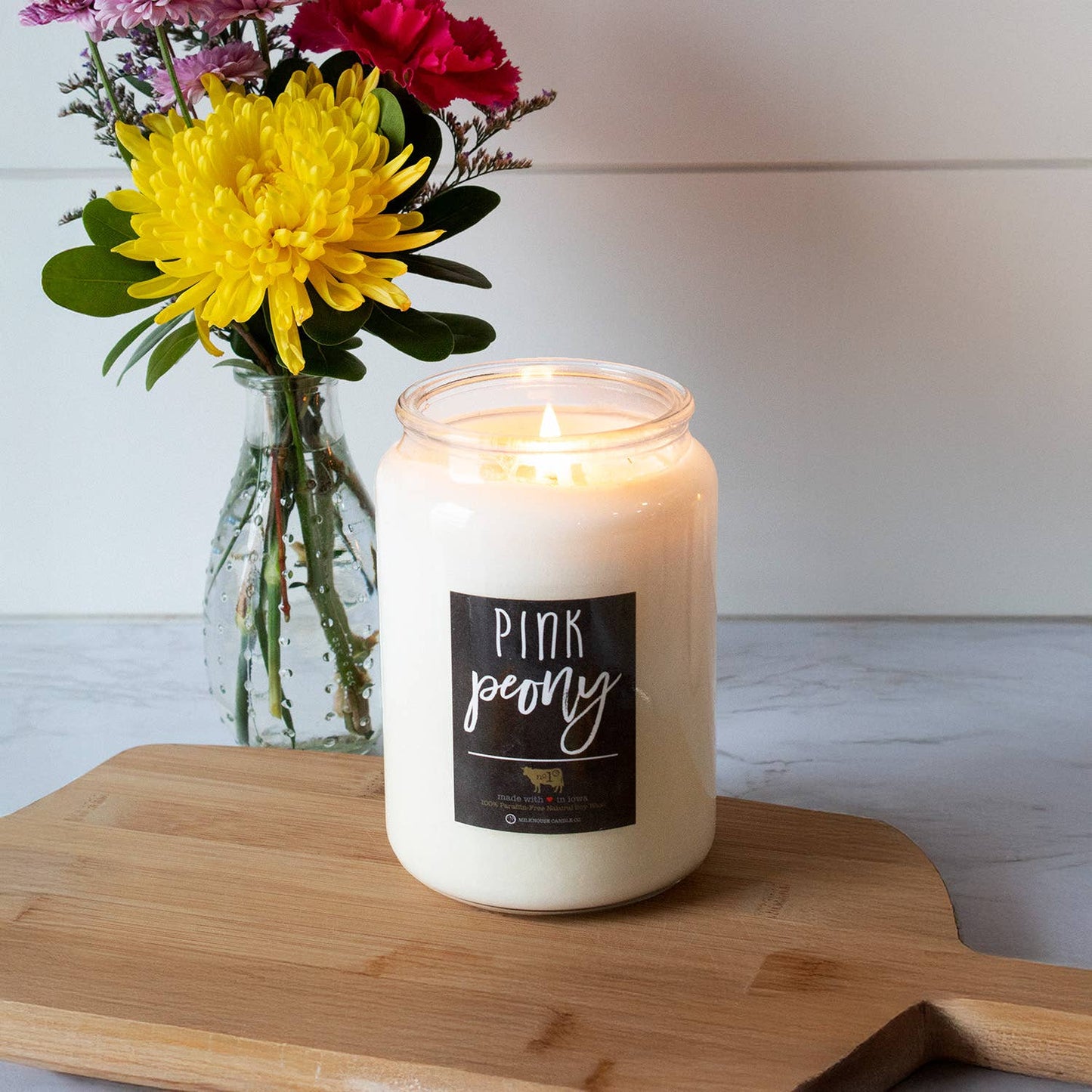 26 oz Farmhouse Jar Candle: Pink Peony
