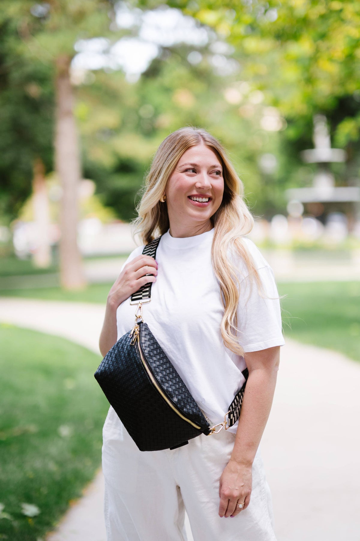 Rory Crisscross Oversized Belt Bag: Black