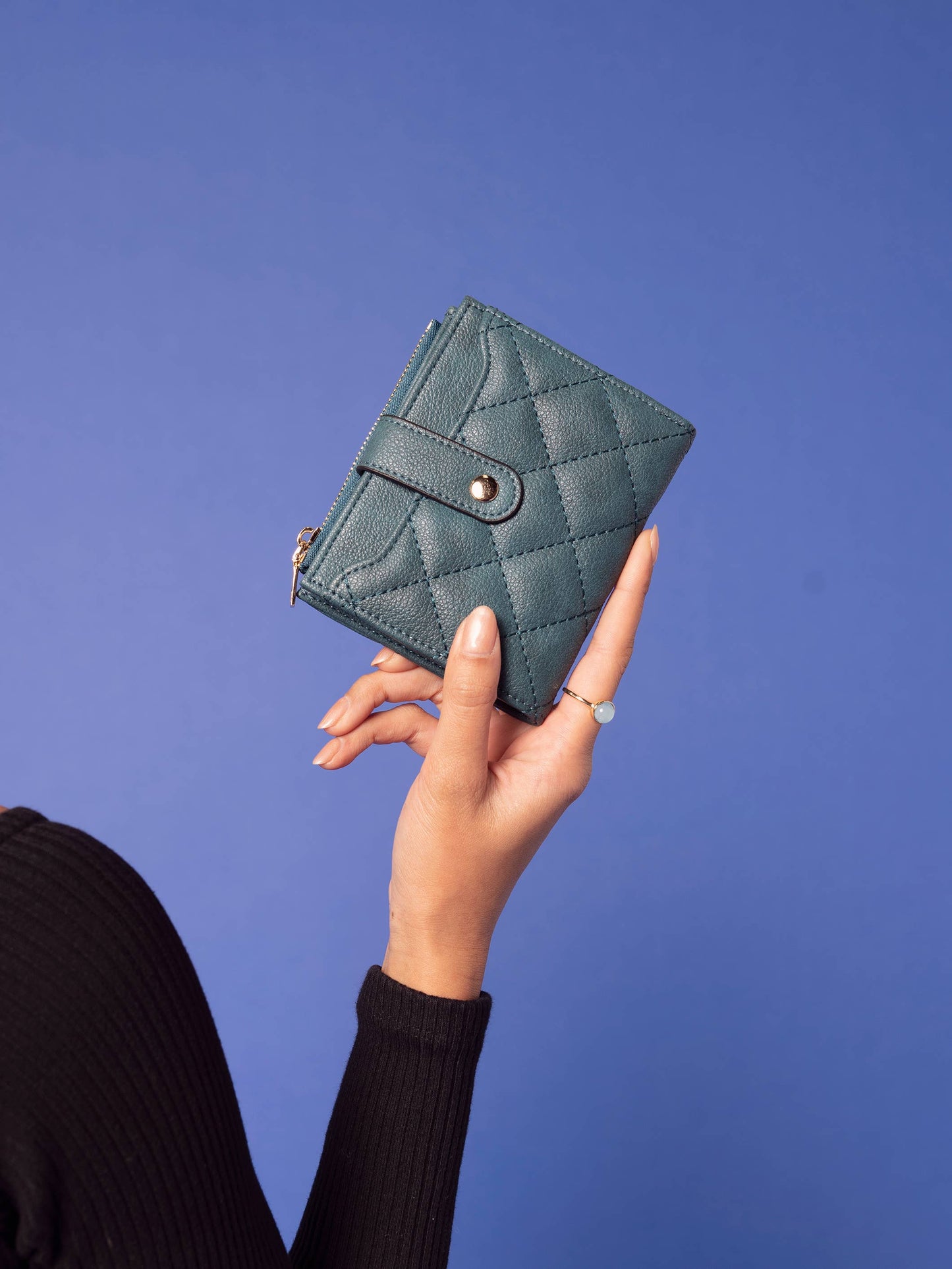 Melody Quilted Zip Top Wallet: Off-White