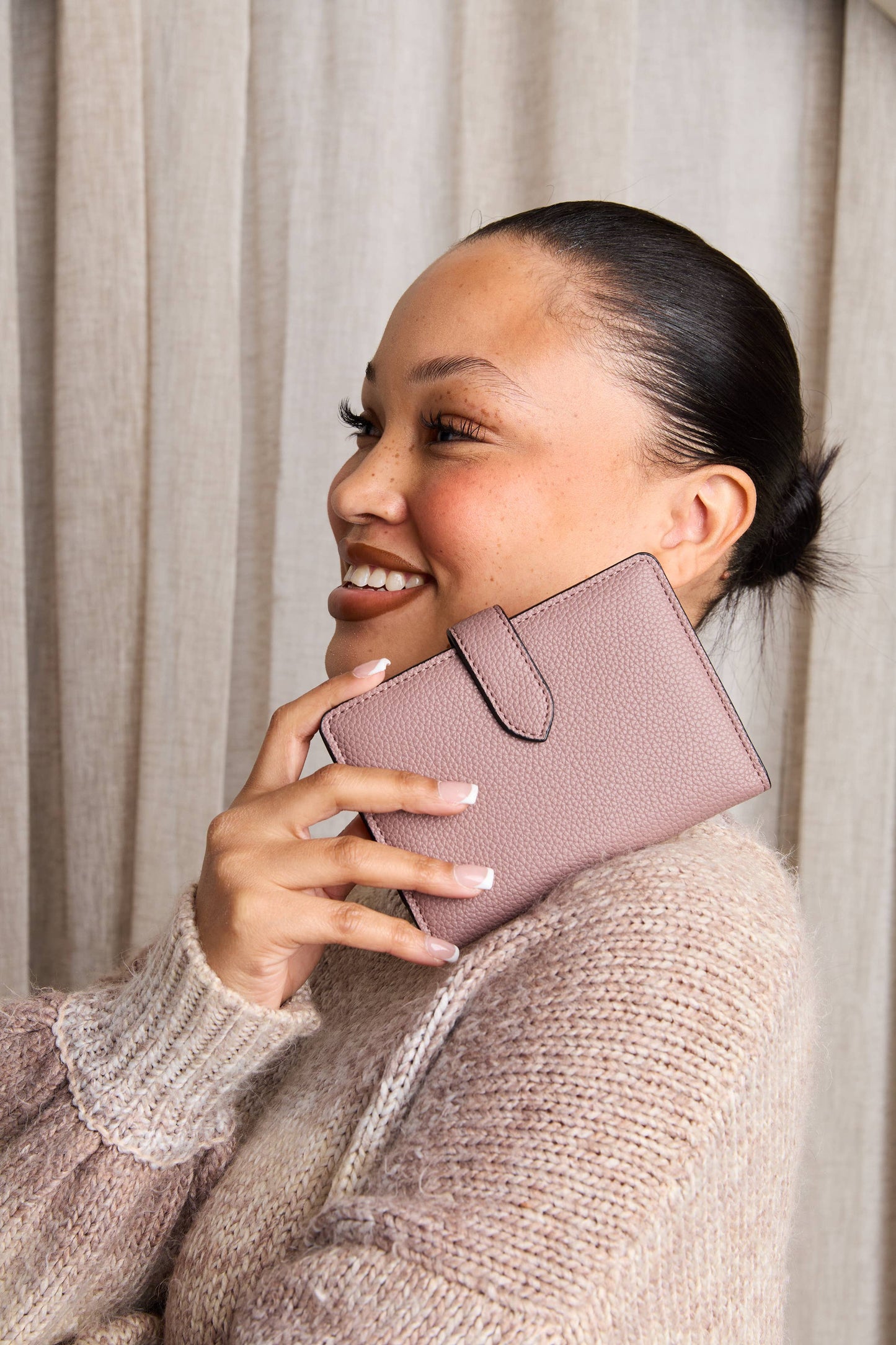 Jane Snap Cover Bi-Fold Wallet: Navy